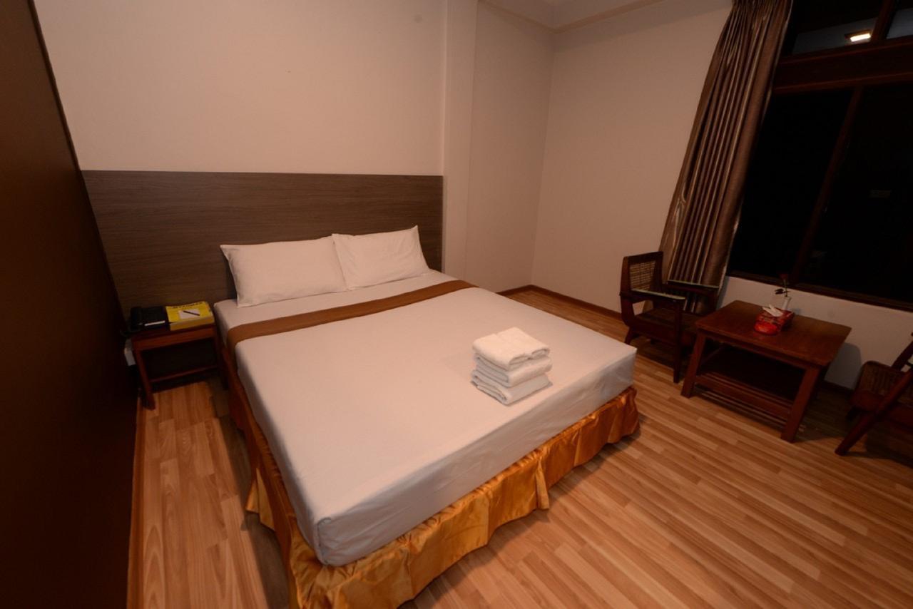 Min Nandar Garden Hotel Thanlyin Exterior photo