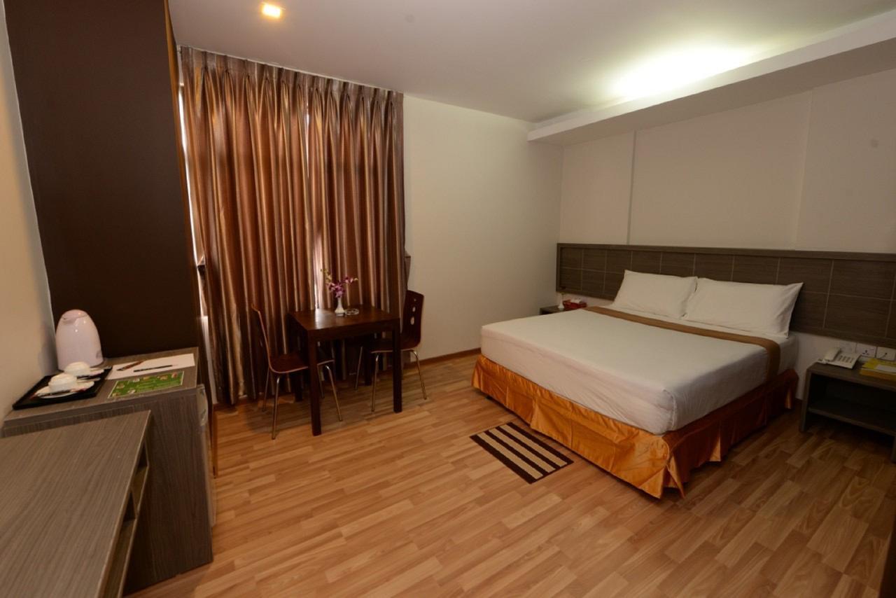 Min Nandar Garden Hotel Thanlyin Exterior photo