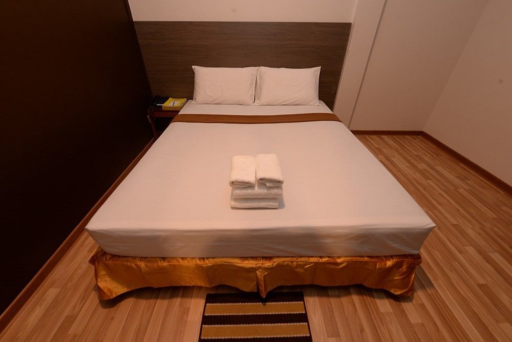 Min Nandar Garden Hotel Thanlyin Exterior photo